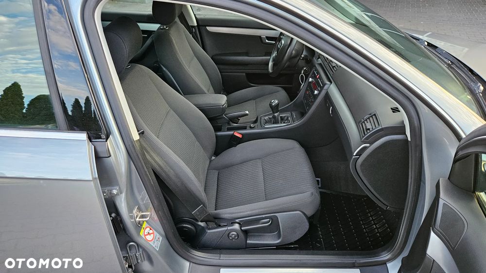 Audi A4 Limousine - 21