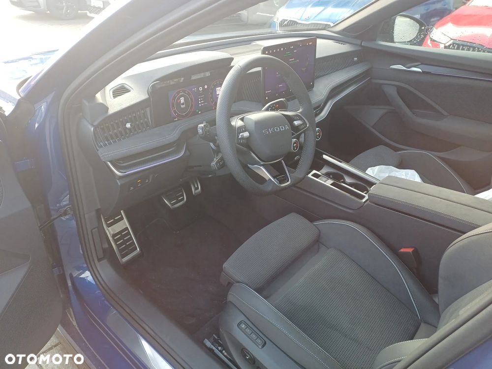 Skoda Superb 2.0 TSI Sportline DSG - 9