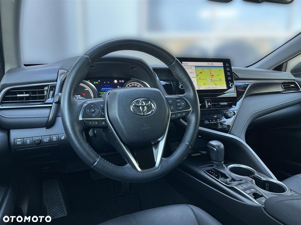 Toyota Camry 2.5 Hybrid Executive CVT - 14