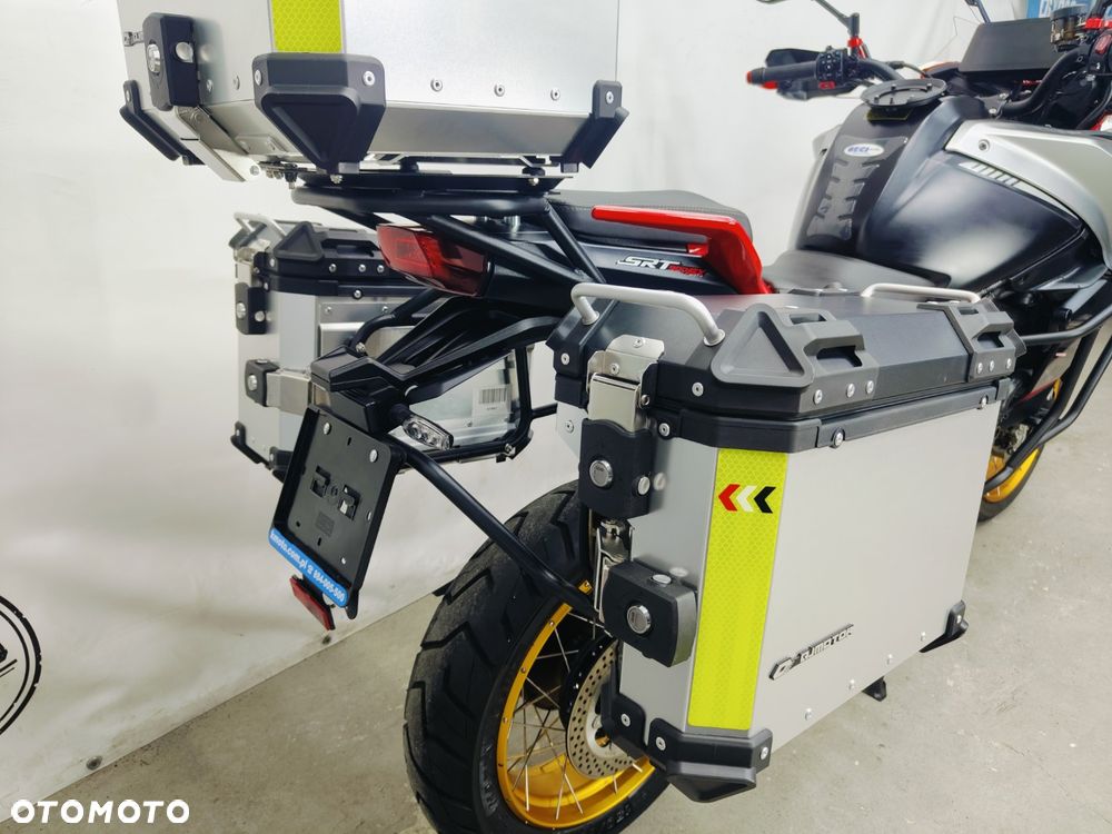 QJMOTOR 900 SX - 10