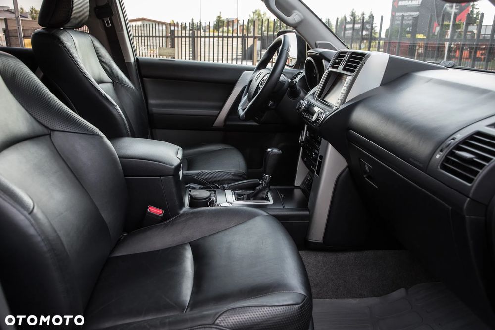 Toyota Land Cruiser LC 3.0 D-4D Prestige - 34