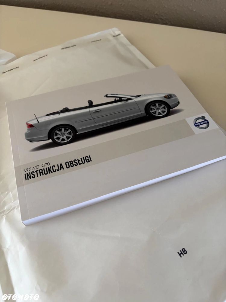 Volvo C70 2.4i Momentum - 35