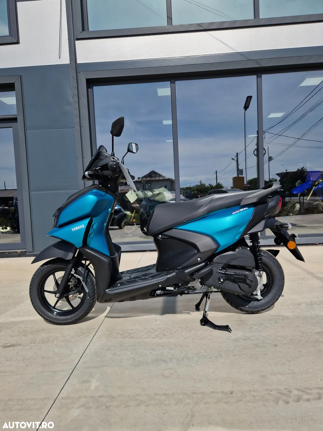 Yamaha R1-Z - 3