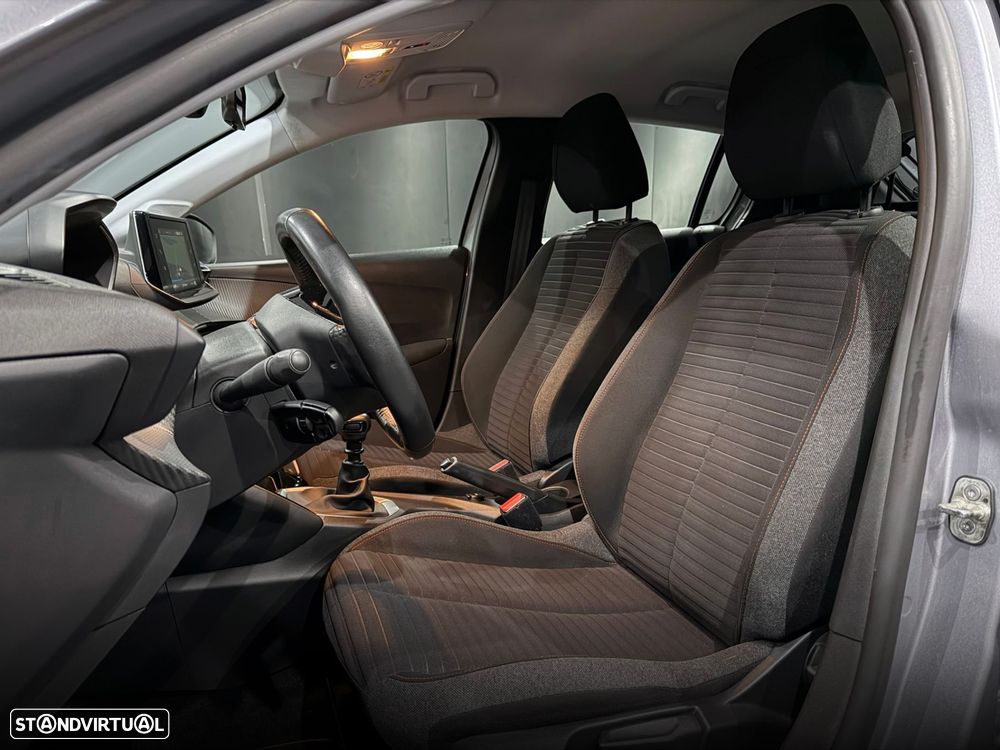 Peugeot 208 1.2 PureTech Active - 15