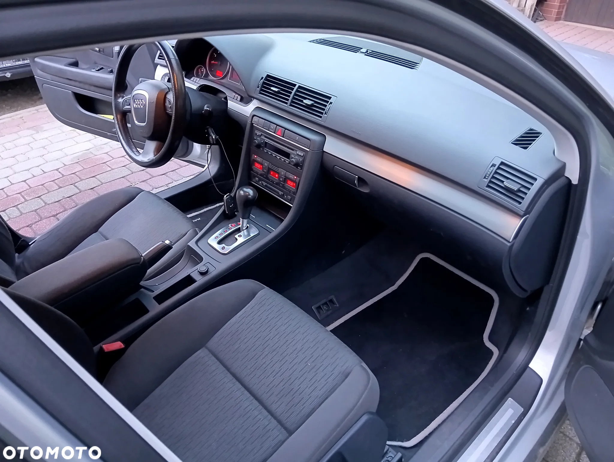 Audi A4 1.8T Multitronic - 16