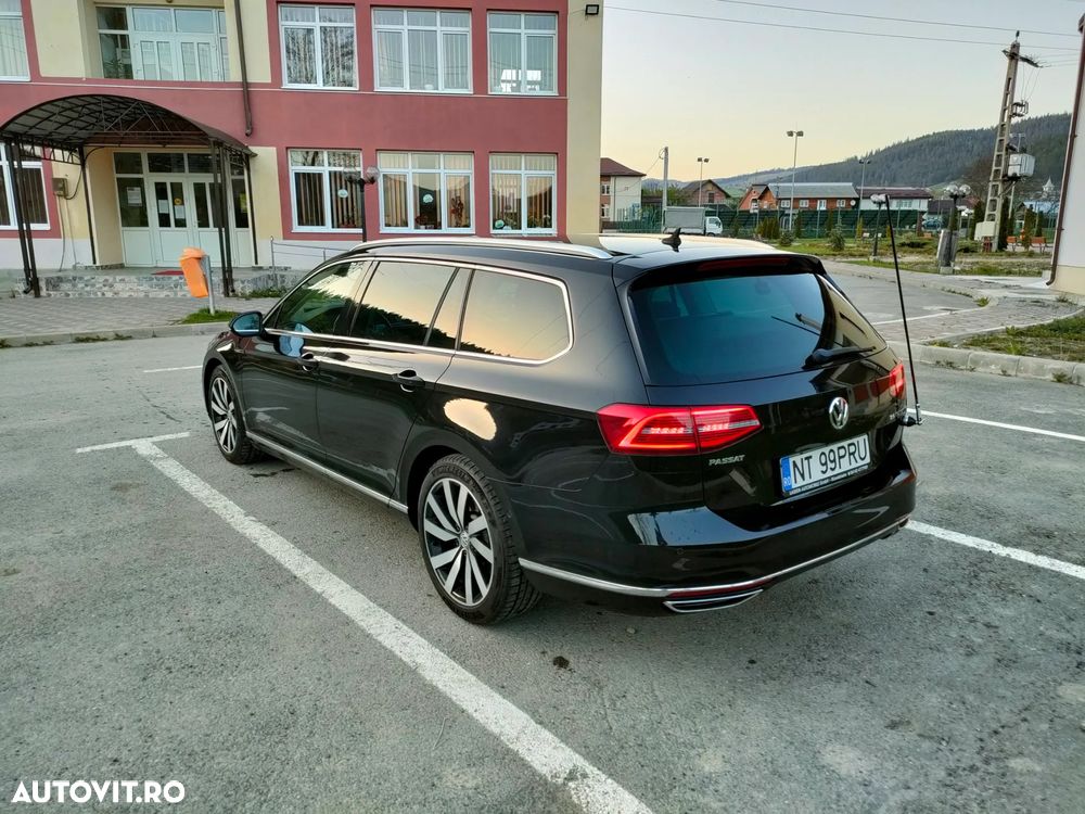 Volkswagen Passat 2.0 TDI DSG 4Motion Highline - 12