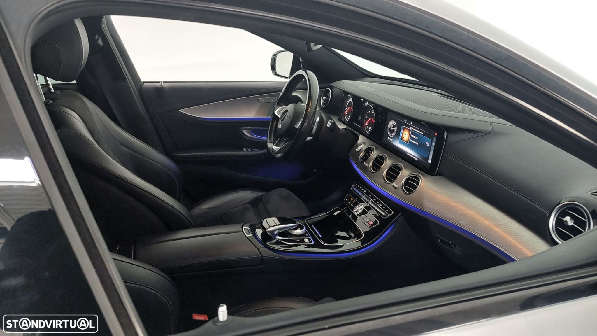 Mercedes-Benz E 220 d AMG Line - 27