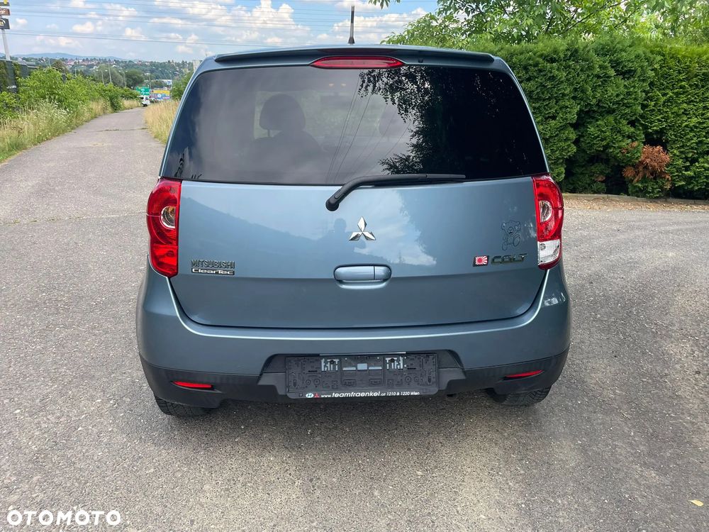 Mitsubishi Colt - 6