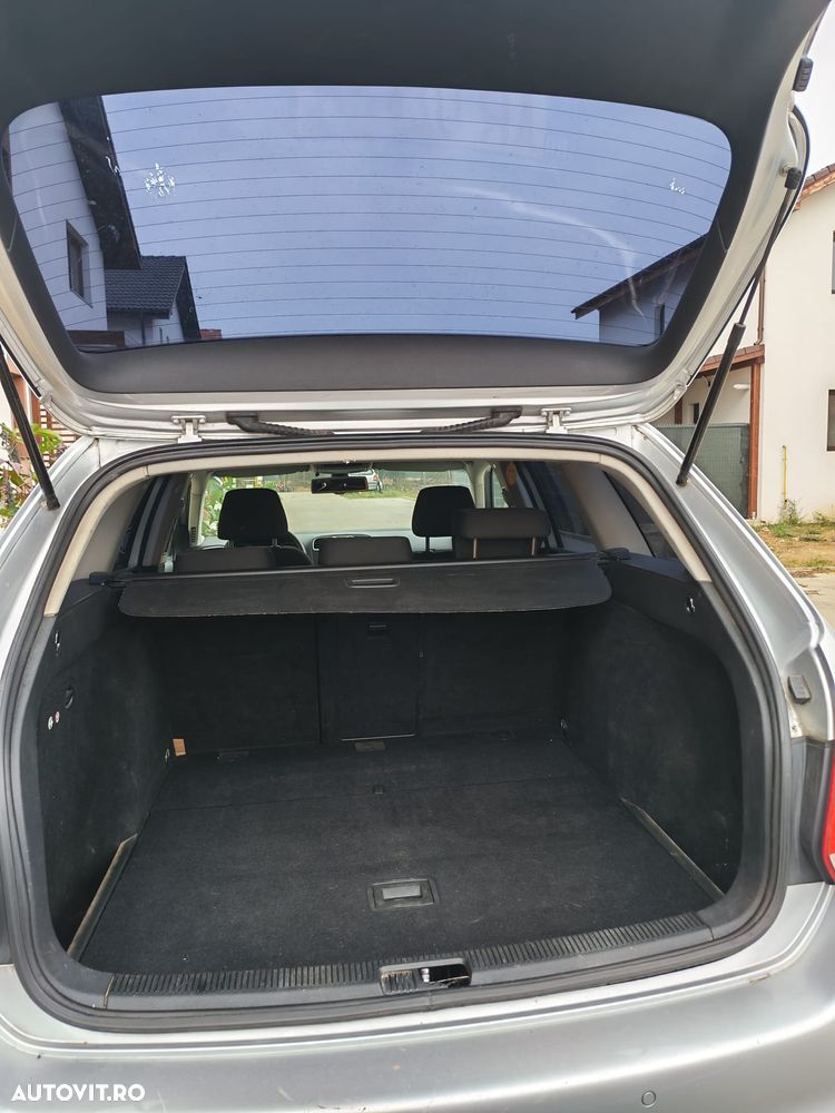 Volkswagen Golf 1.6 TDI DPF Trendline - 7