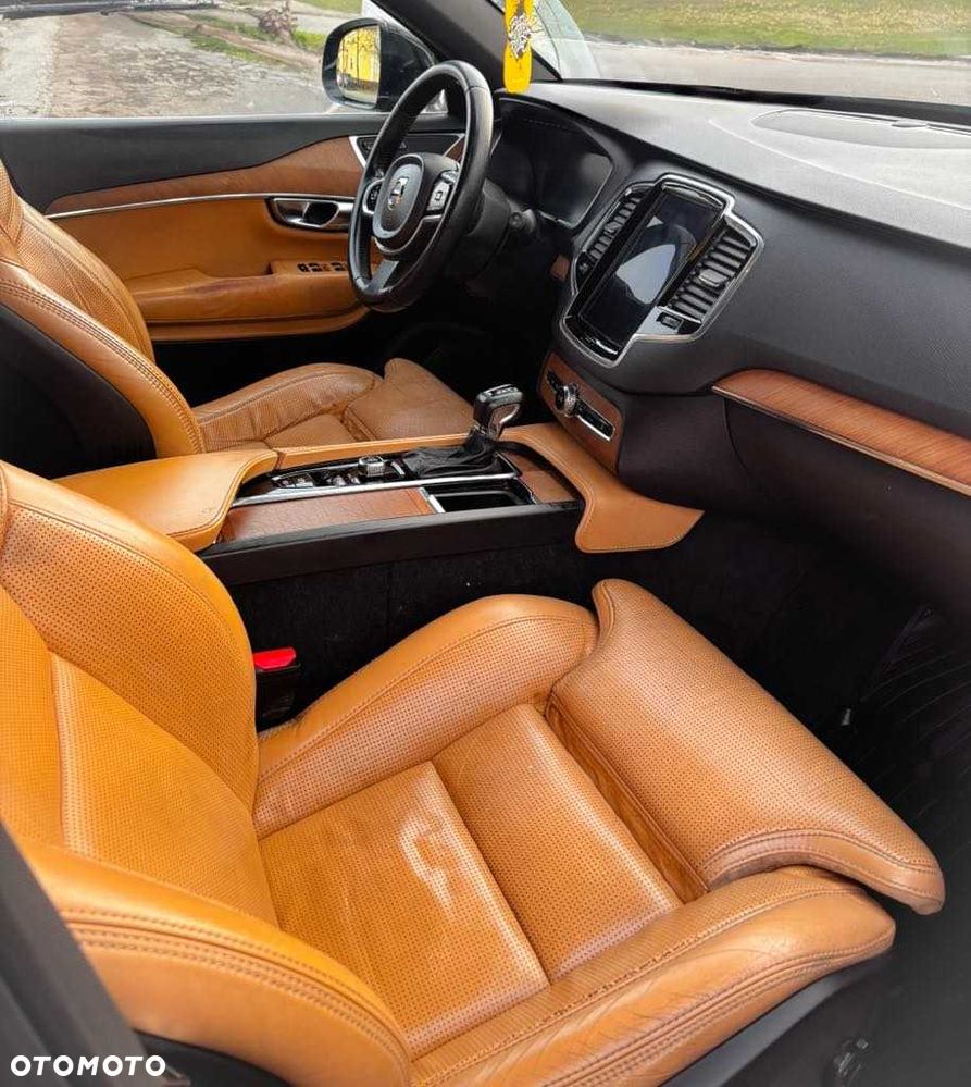 Volvo XC 90 - 5