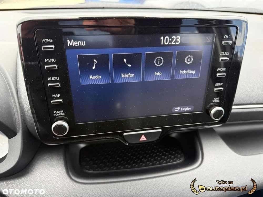 Toyota Yaris - 24