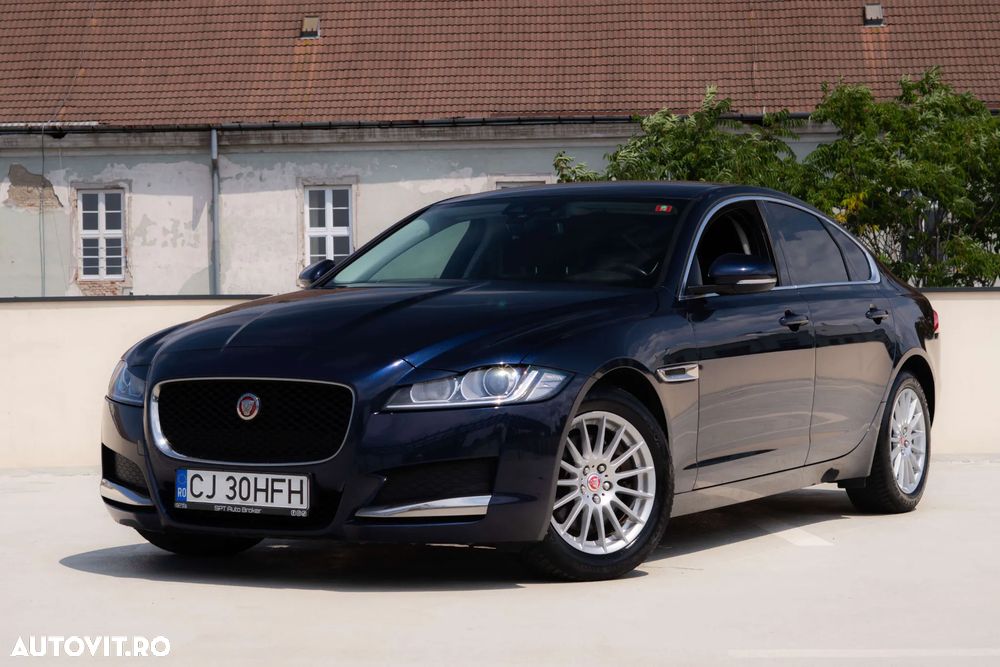 Jaguar XF E-Performance Portfolio - 1