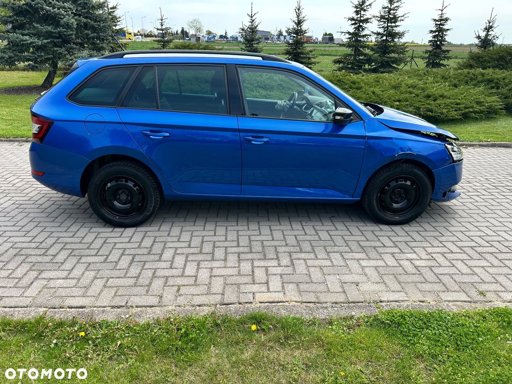 Skoda Fabia 1.0 TSI Tour - 10