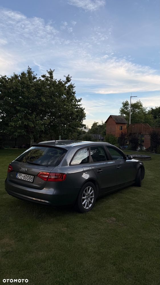 Audi A4 Avant - 27
