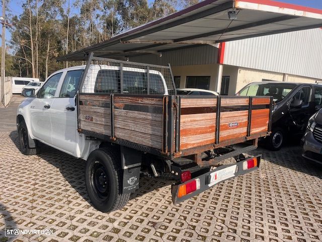 Toyota HILUX DUPLA 150cv COM AC - 5