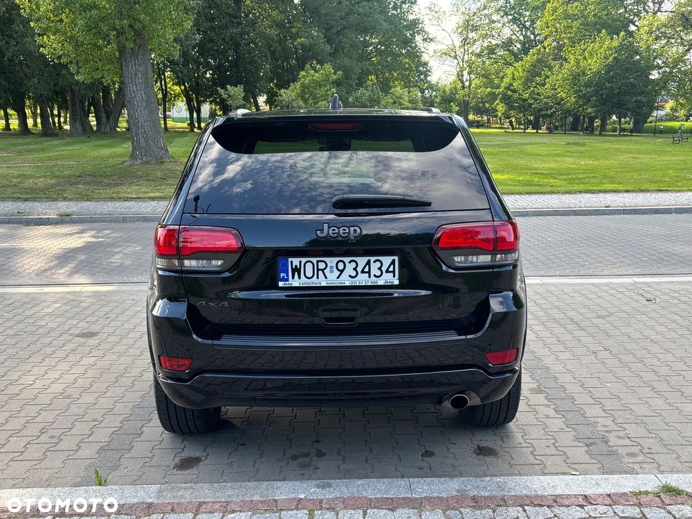 Jeep Grand Cherokee - 8