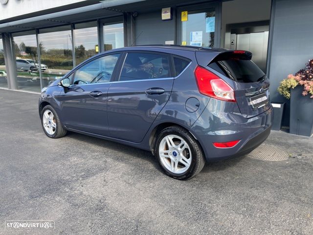 Ford Fiesta 1.5 TDCi Titanium - 6