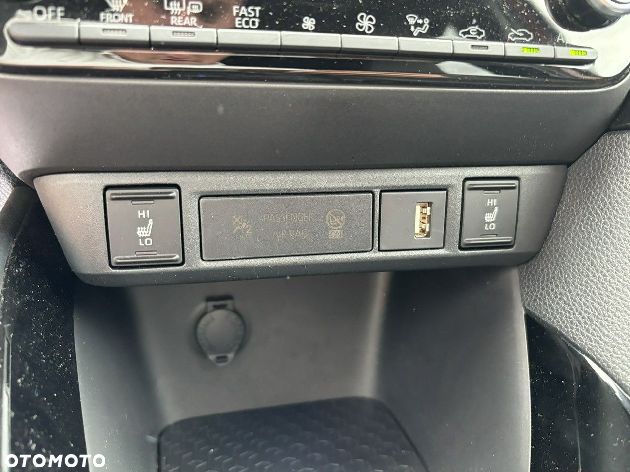 Toyota Yaris - 21