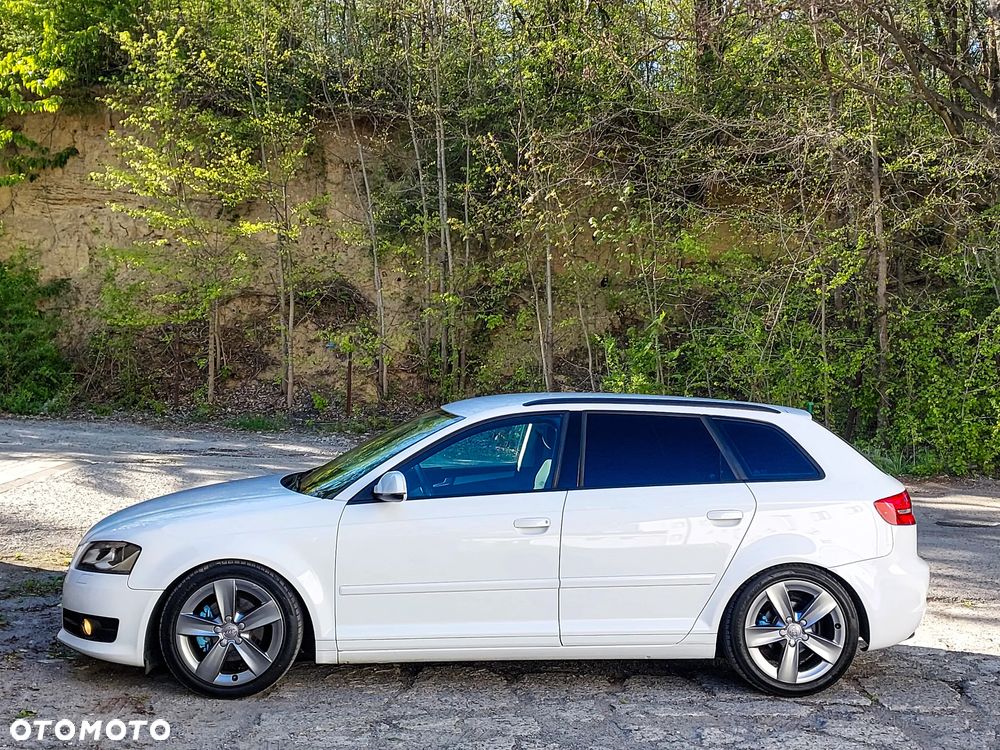 Audi A3 Sportback 1.4 TFSI S Line Sportpaket plus - 23
