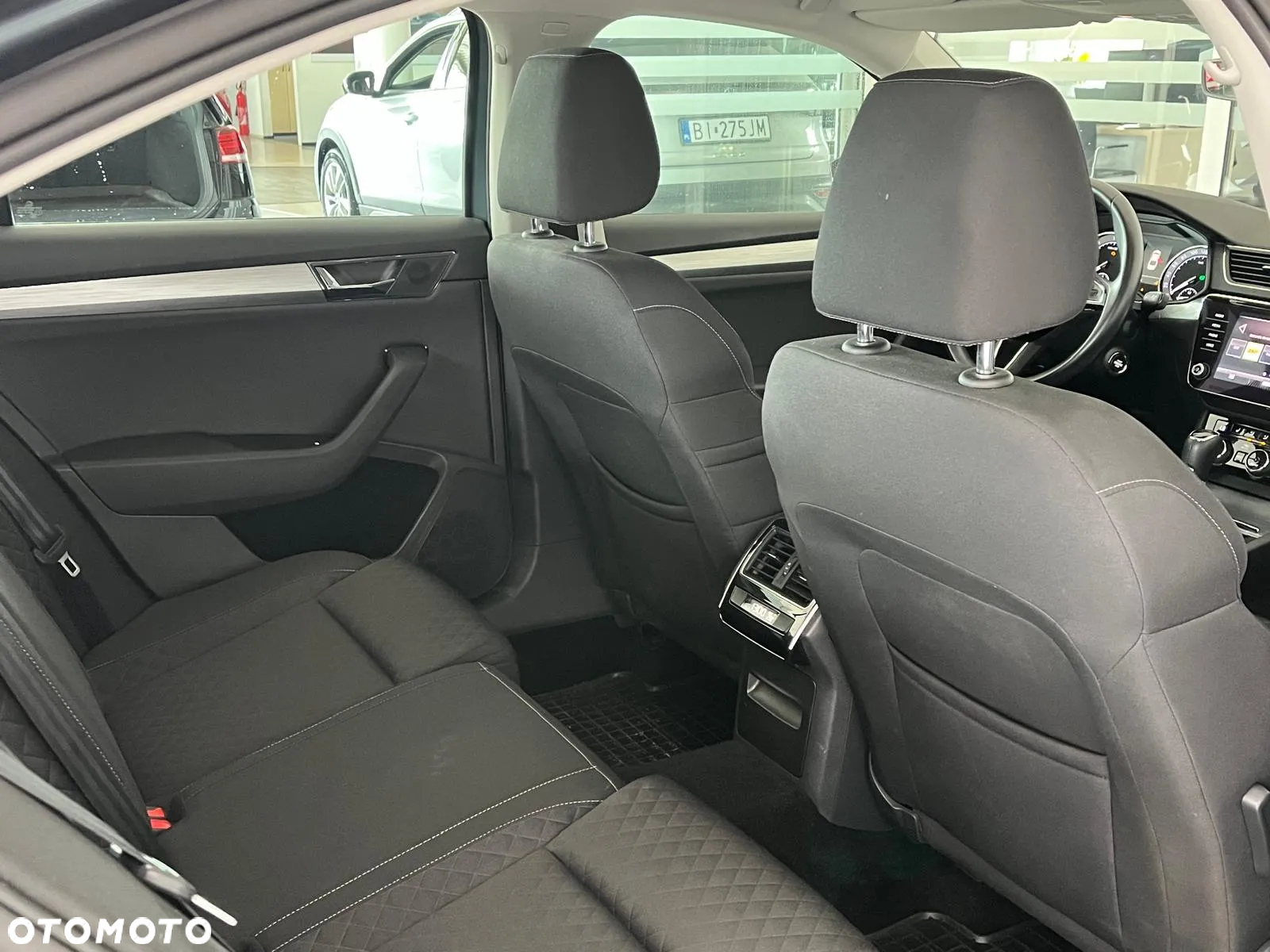Skoda Superb 2.0 TDI SCR Ambition DSG - 36