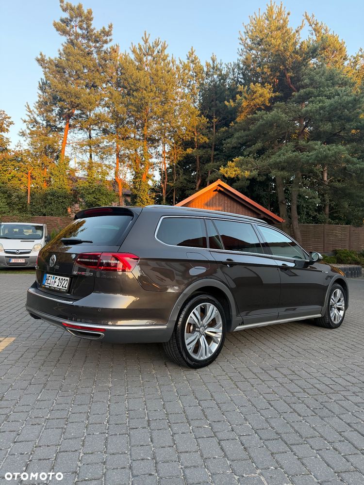 Volkswagen Passat Alltrack 2.0 TDI Bi-Turbo SCR 4Mot DSG - 13