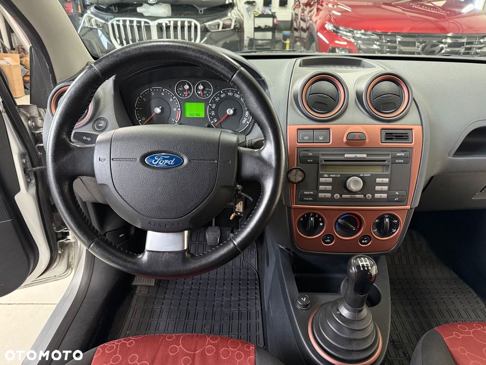 Ford Fiesta 1.3 Silver Magic - 20