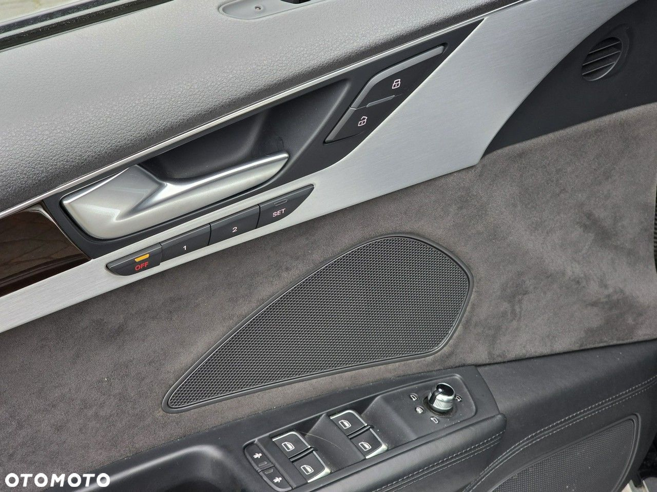 Audi A8 - 9