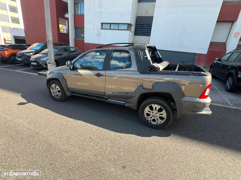 Fiat Strada Adventure - 5