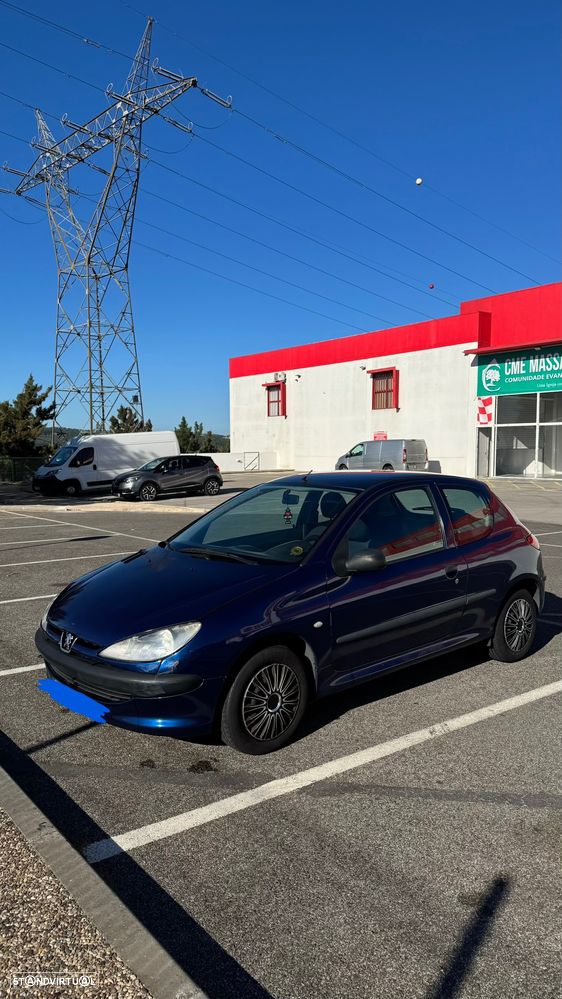 Peugeot 206 1.1 XR - 3