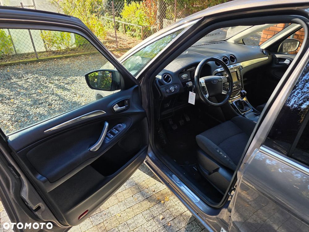 Ford S-Max 2.0 T Titanium - 19
