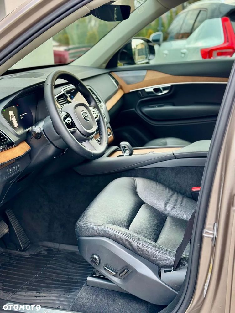 Volvo XC 90 - 13
