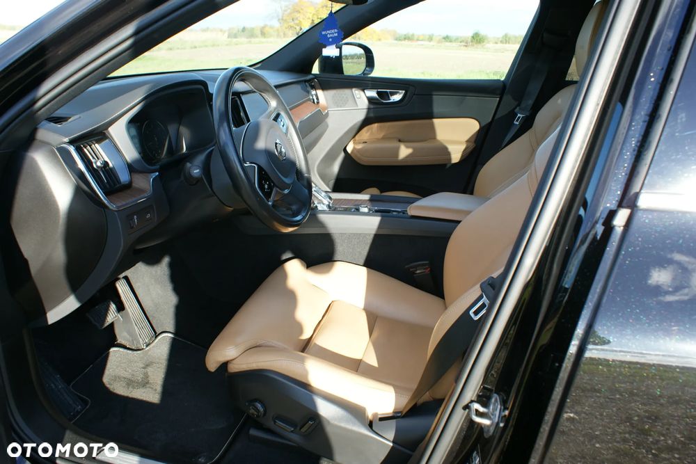 Volvo XC 60 B5 D AWD Geartronic Inscription - 17