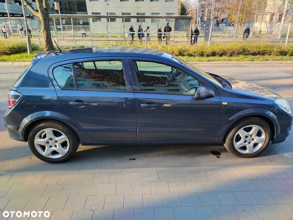 Opel Astra 1.4 - 3