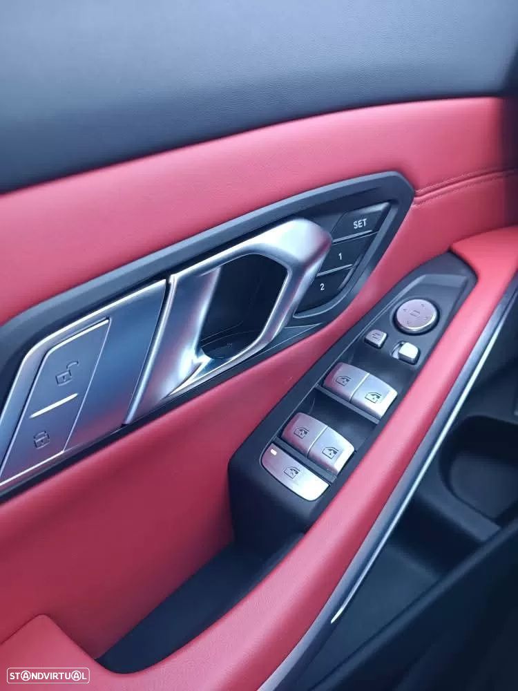 BMW M3 Competition Touring M xDrive - 16