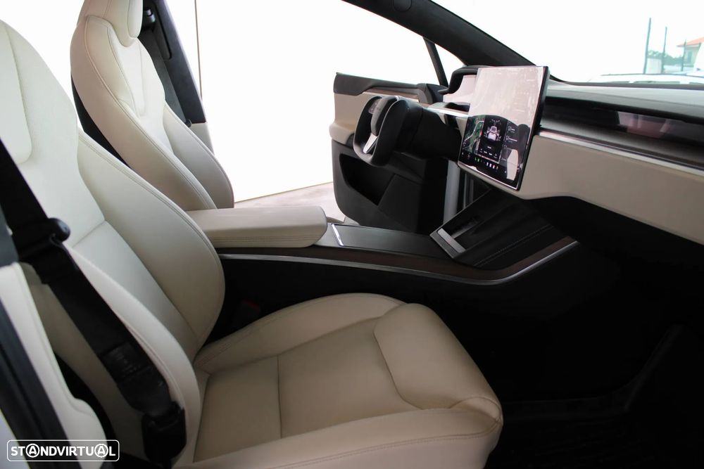 Tesla Model X Long Range AWD - 11