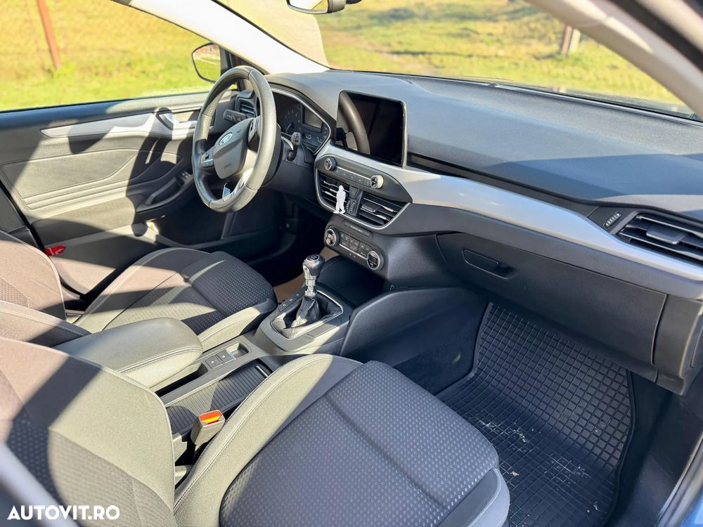 Ford Focus 1.0 EcoBoost Connected - 4