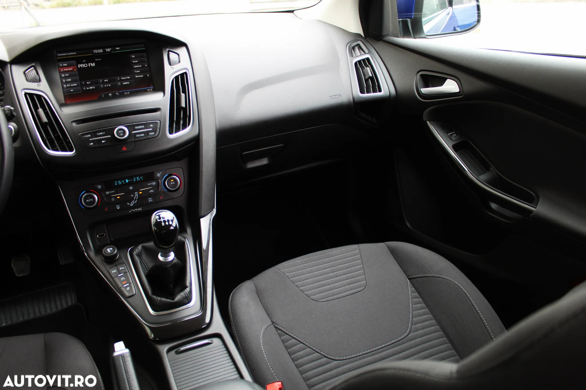 Ford Focus 1.5 EcoBlue Titanium X - 17