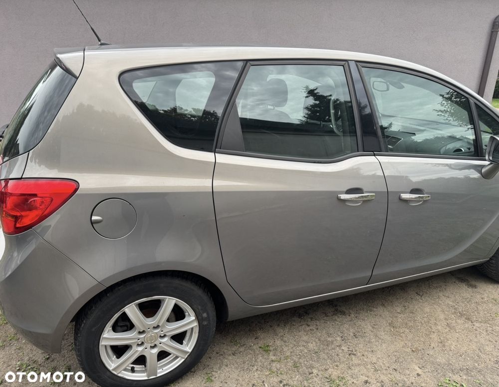 Opel Meriva - 2