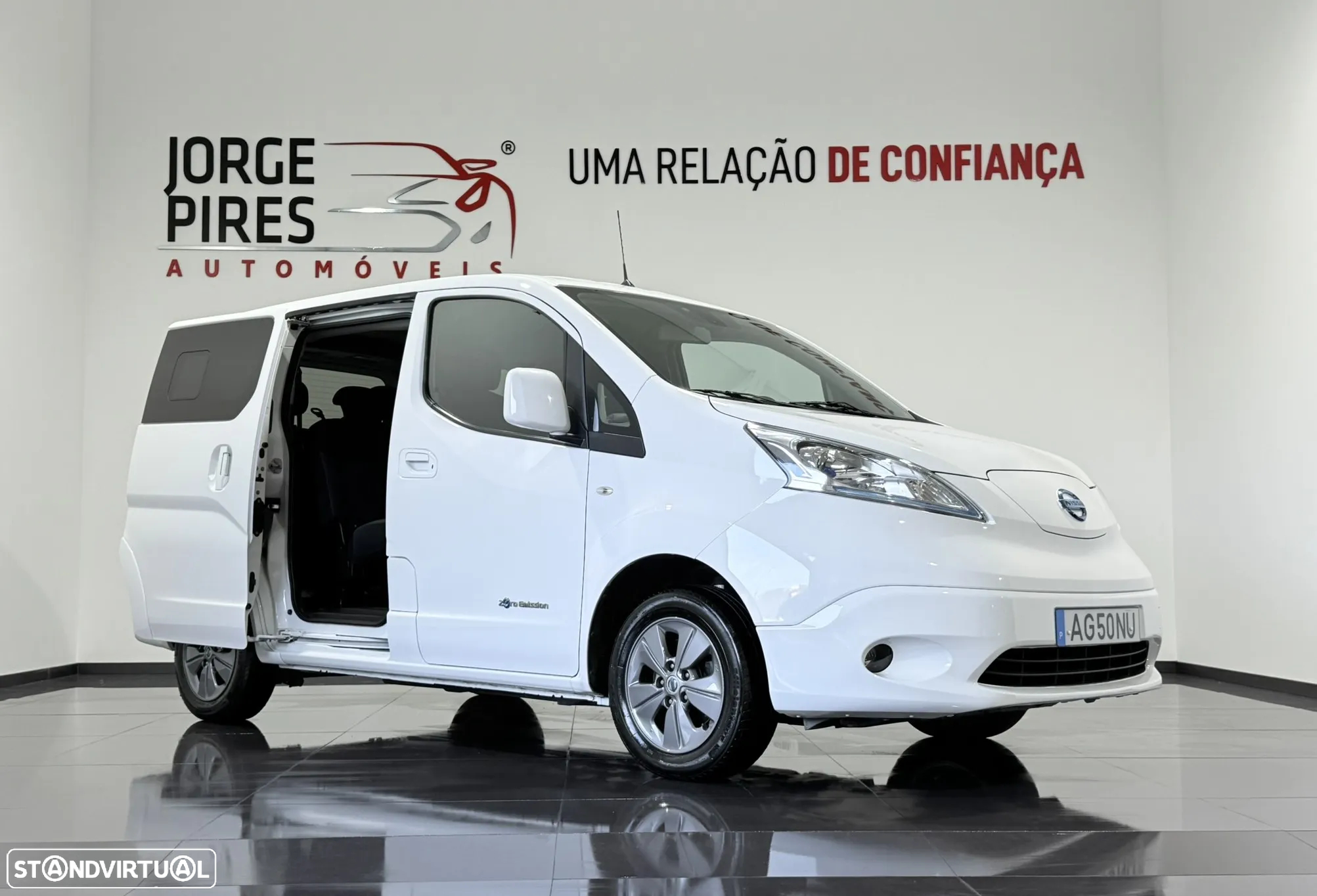 Nissan NV200 Evalia - 13