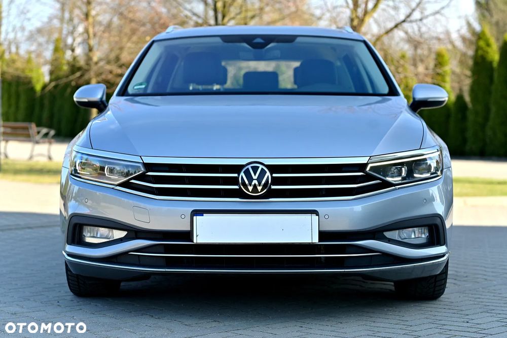 Volkswagen Passat 2.0 TDI EVO Elegance DSG - 12