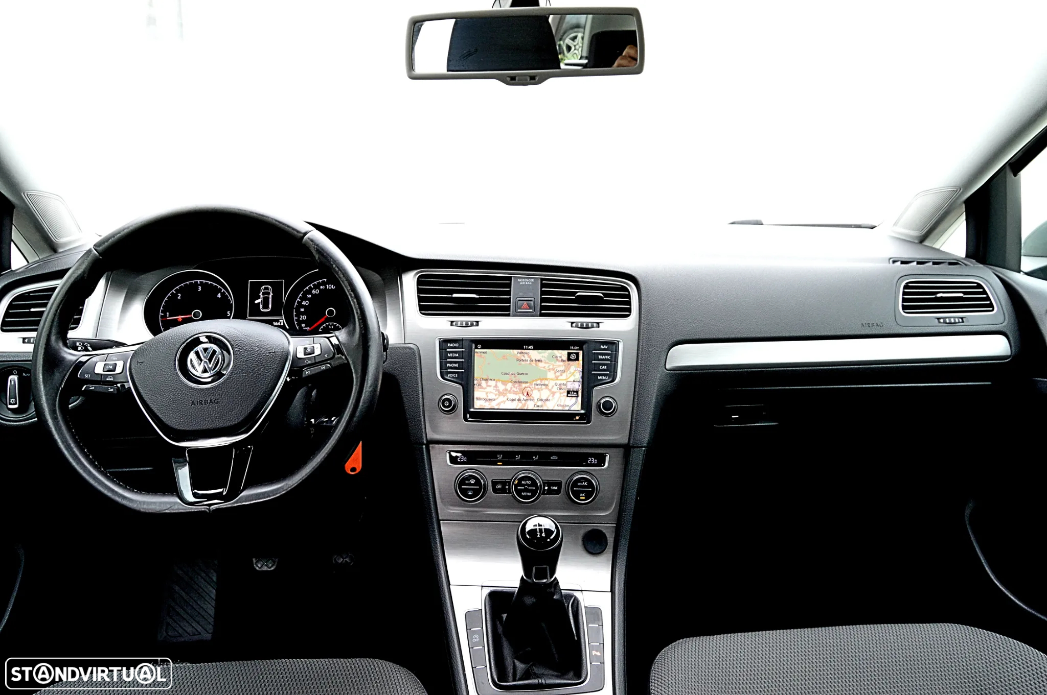 VW Golf 1.6 TDi GPS Edition - 23
