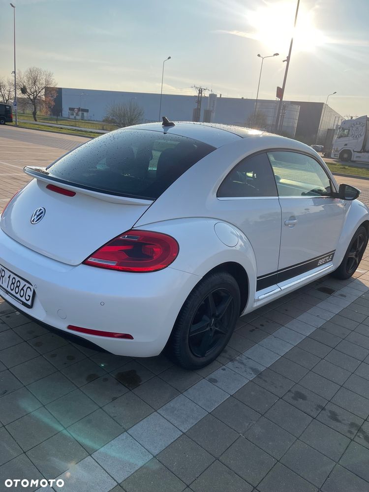 Volkswagen Beetle 2.0 TDI Sport DSG - 3