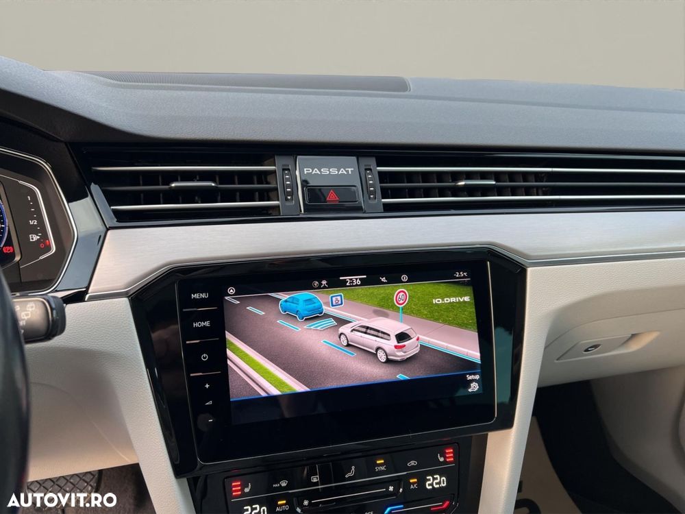 Volkswagen Passat 2.0 TDI SCR DSG Elegance - 28