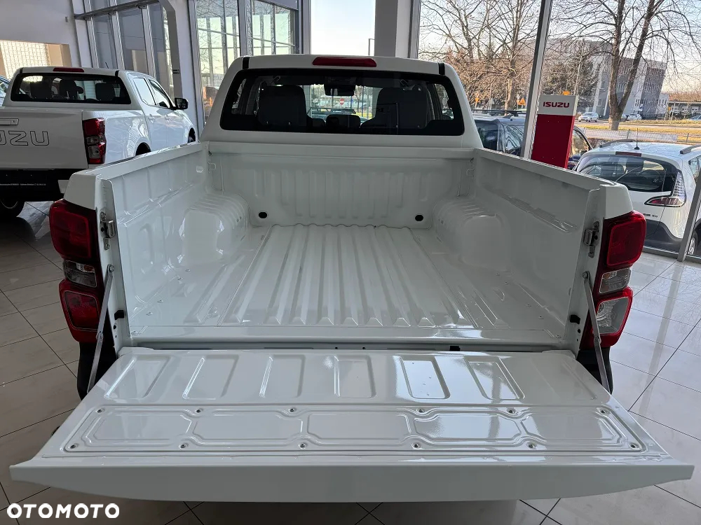 Isuzu D-Max 1.9 DC L - 4