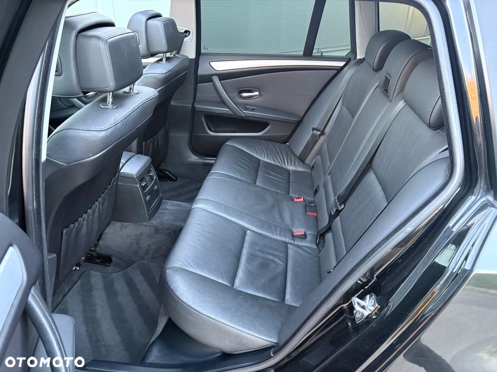 BMW Seria 5 - 16