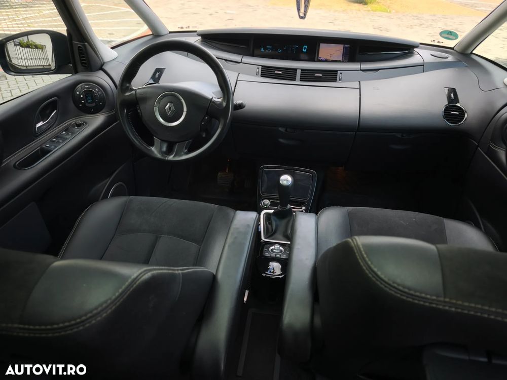 Renault Grand Espace 2.0 dCi FAP Aut. Navitech - 6