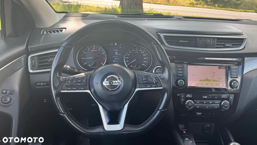 Nissan Qashqai 1.3 DIG-T MHEV Tekna - 24