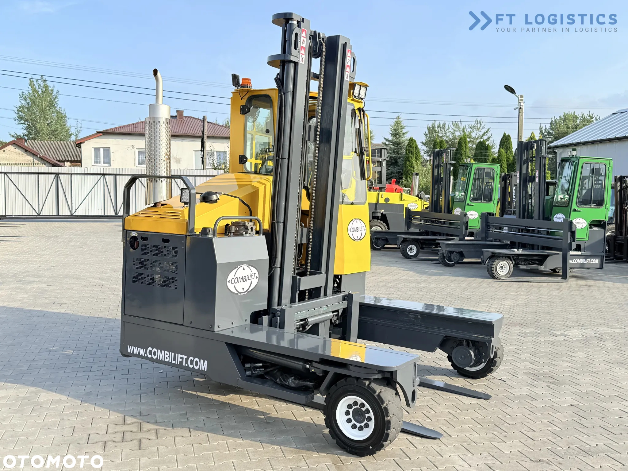 Combilift WÓZEK CZTEROKIERUNKOWY - WIELOKIERUNKOWY C4000 / GAS / DUPLEX 4500MM /JEDYNE 6604 MOTOGODZIN /  PRZESUW WIDEŁ / PEŁNA KABINA / STAN IDEALNY / Szeroka oferta wózków czterokierunkowych i bocznych, dopasowanych do różnorodnych potrzeb i zastosowań - 5