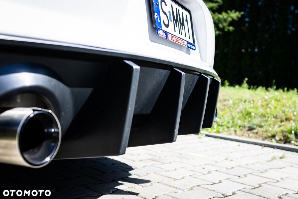 Dodge Charger - 12