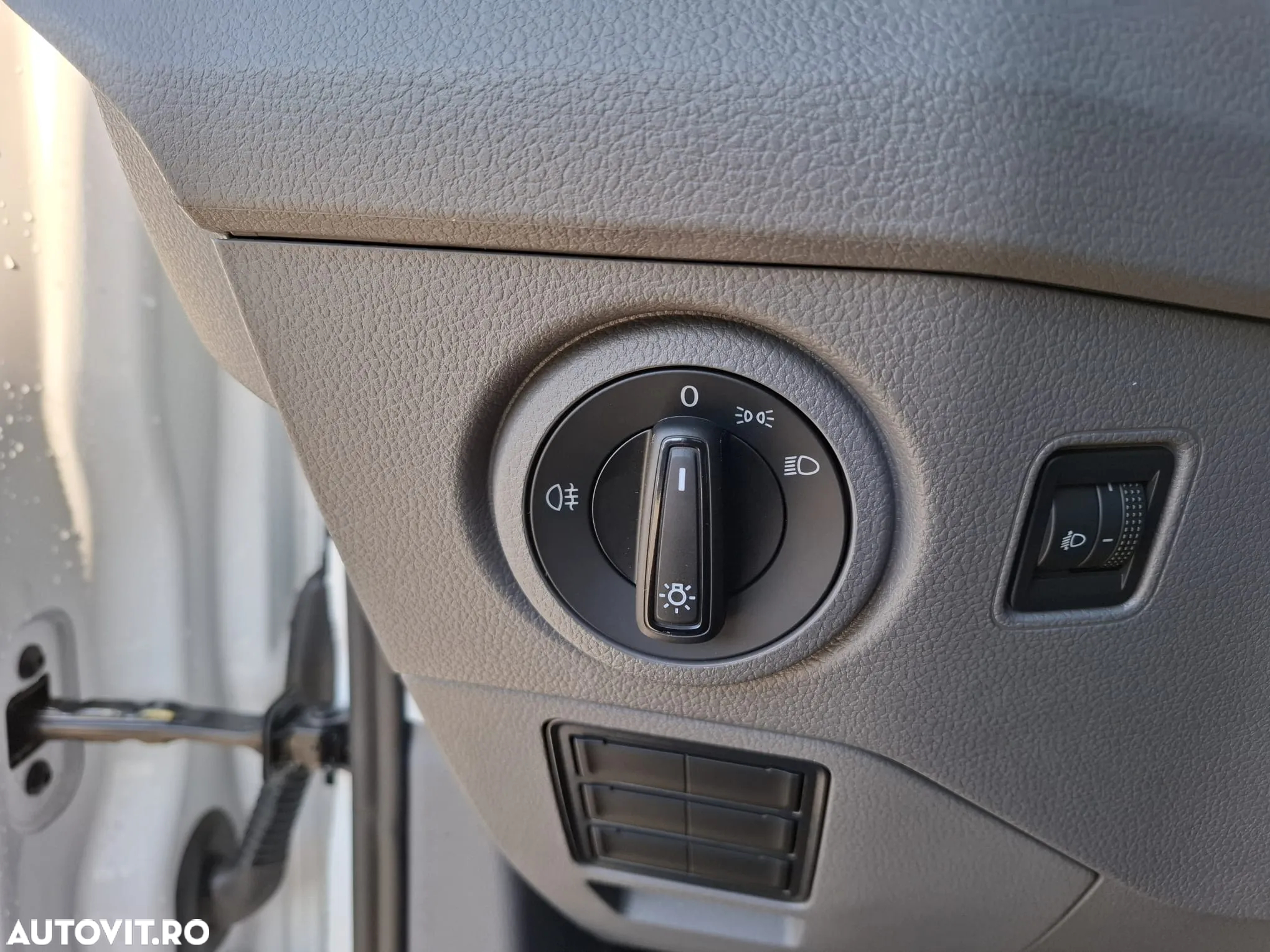 Volkswagen Crafter - 11